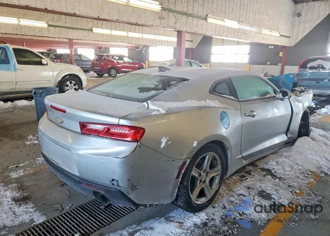 2018 Chevrolet Camaro Lt z USA, uszkodzony, nr VIN 1G1FB1RX8J0112341